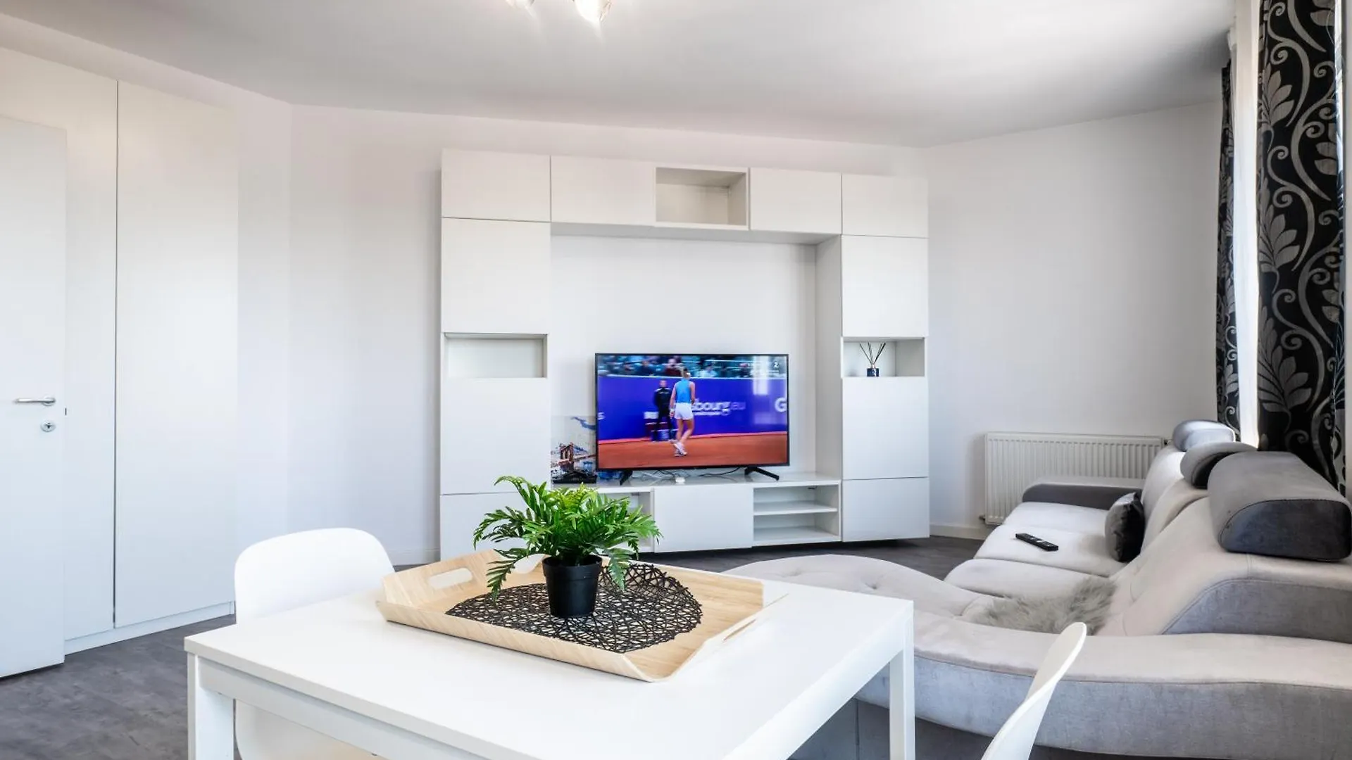 Modern Studio & Apartment - Tineretului Park Bukareszt